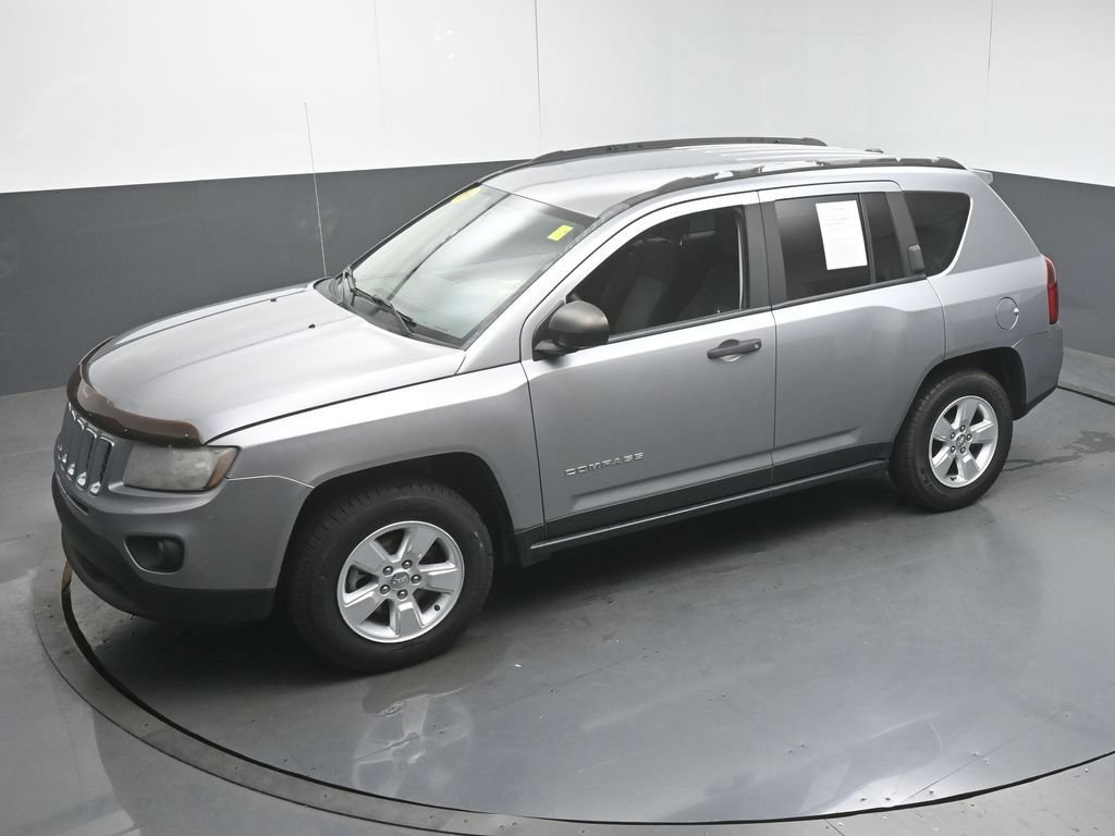 Used 2016 Jeep Compass Sport FWD image 40