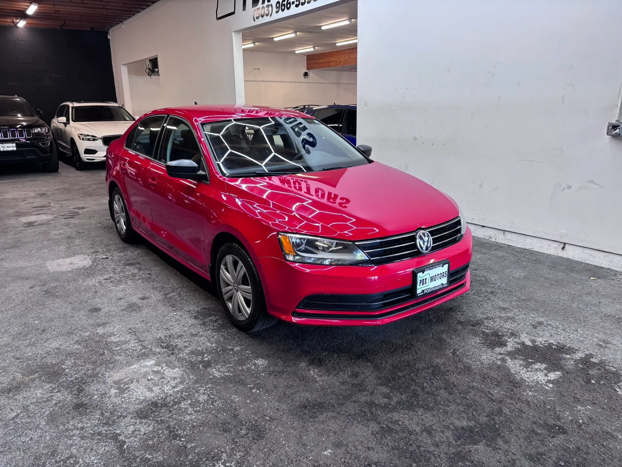 Used 2015 Volkswagen Jetta TDI S FWD image 2