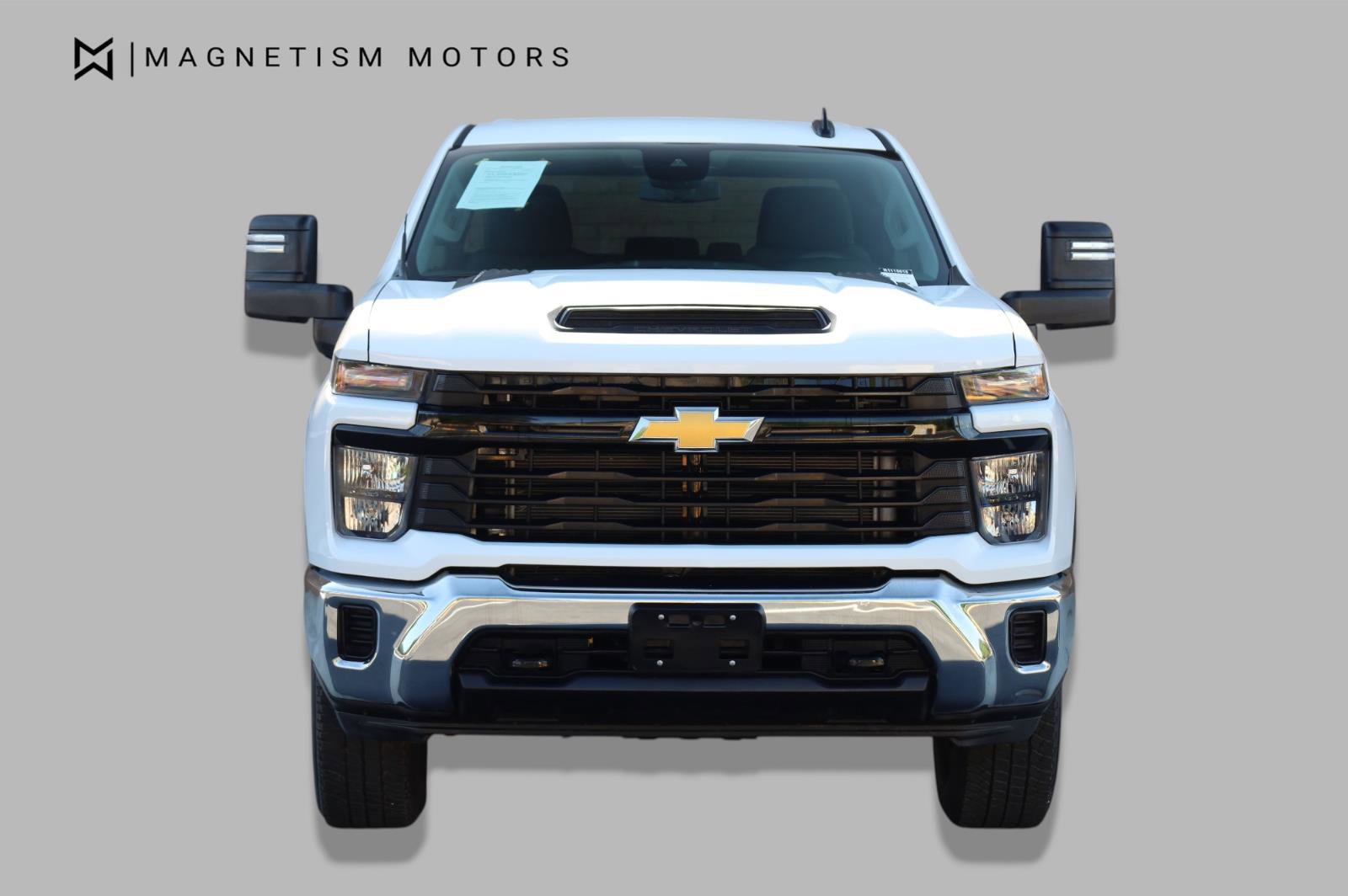Used 2024 Chevrolet Silverado 2500 W/T w/ WT Convenience Package AWD/4WD image 6