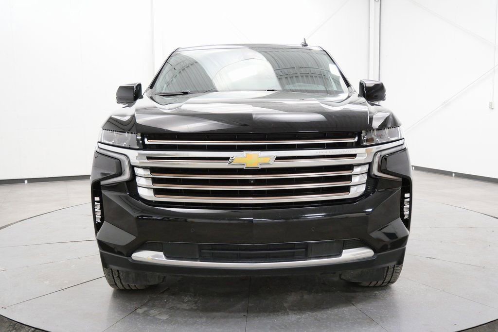 Used 2021 Chevrolet Suburban High Country w/ Premium Package image 2