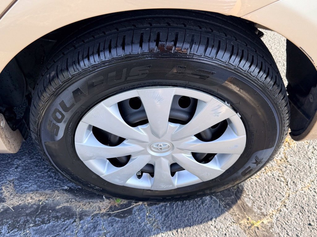 Used 2011 Toyota Corolla LE FWD image 28