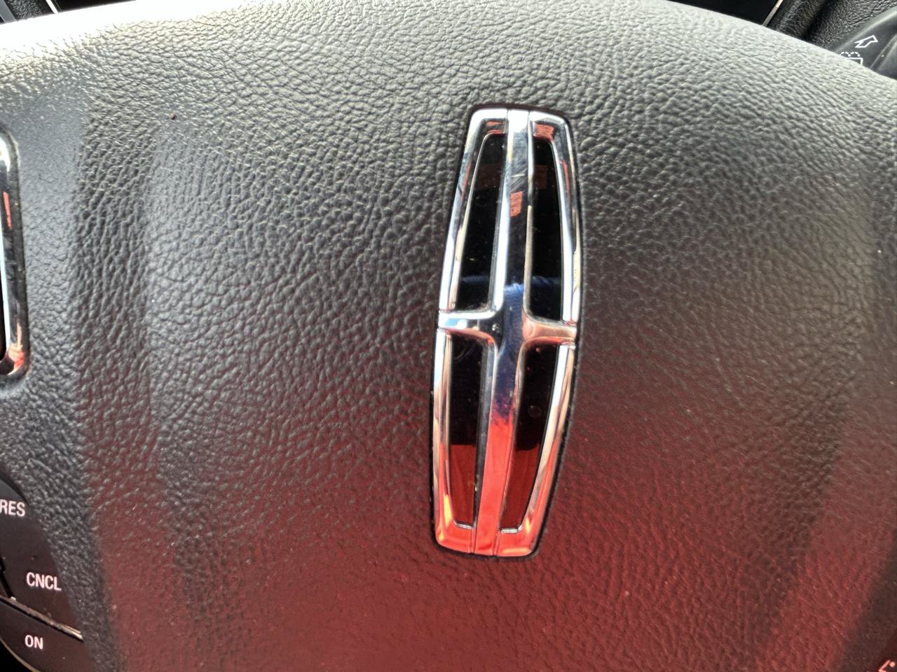 Used 2019 Lincoln MKC Select w/ Select Plus Package AWD/4WD image 20