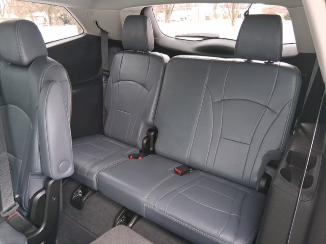 Used 2019 Buick Enclave Essence image 25