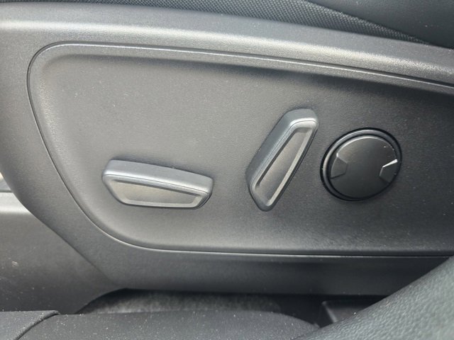 New 2026 Ford Escape SE image 17