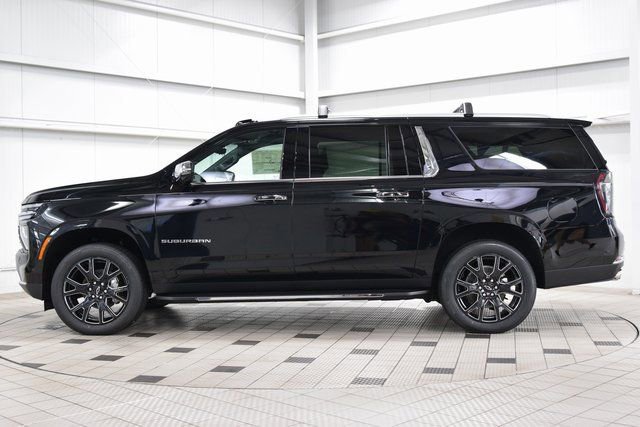 New 2026 Chevrolet Suburban Premier image 4