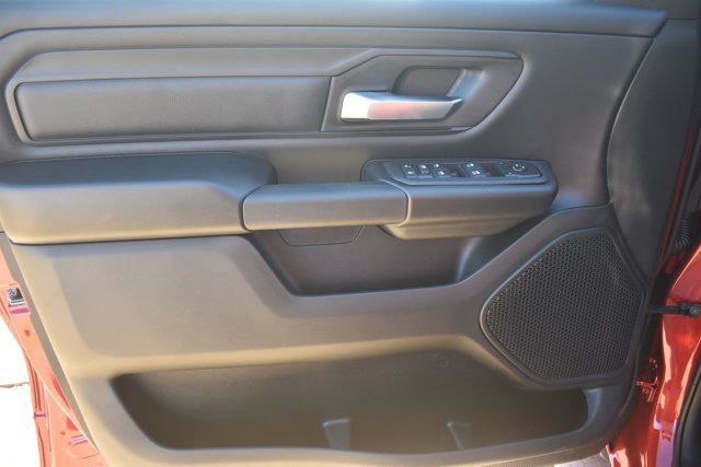 New 2027 RAM 1500 Express AWD/4WD image 12