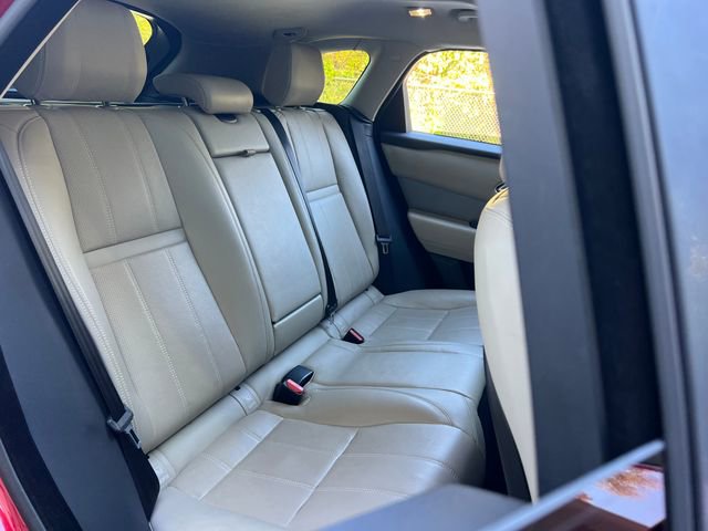 Used 2018 Land Rover Range Rover Velar S image 32