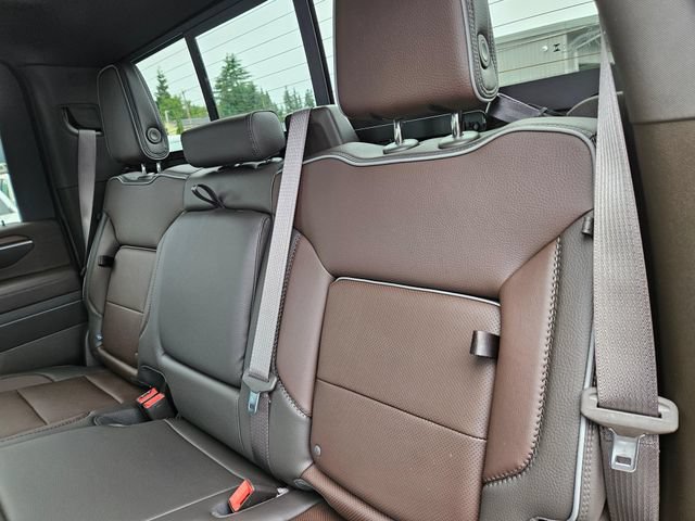 New 2026 GMC Sierra 3500 Denali w/ Denali Reserve Package AWD/4WD image 15