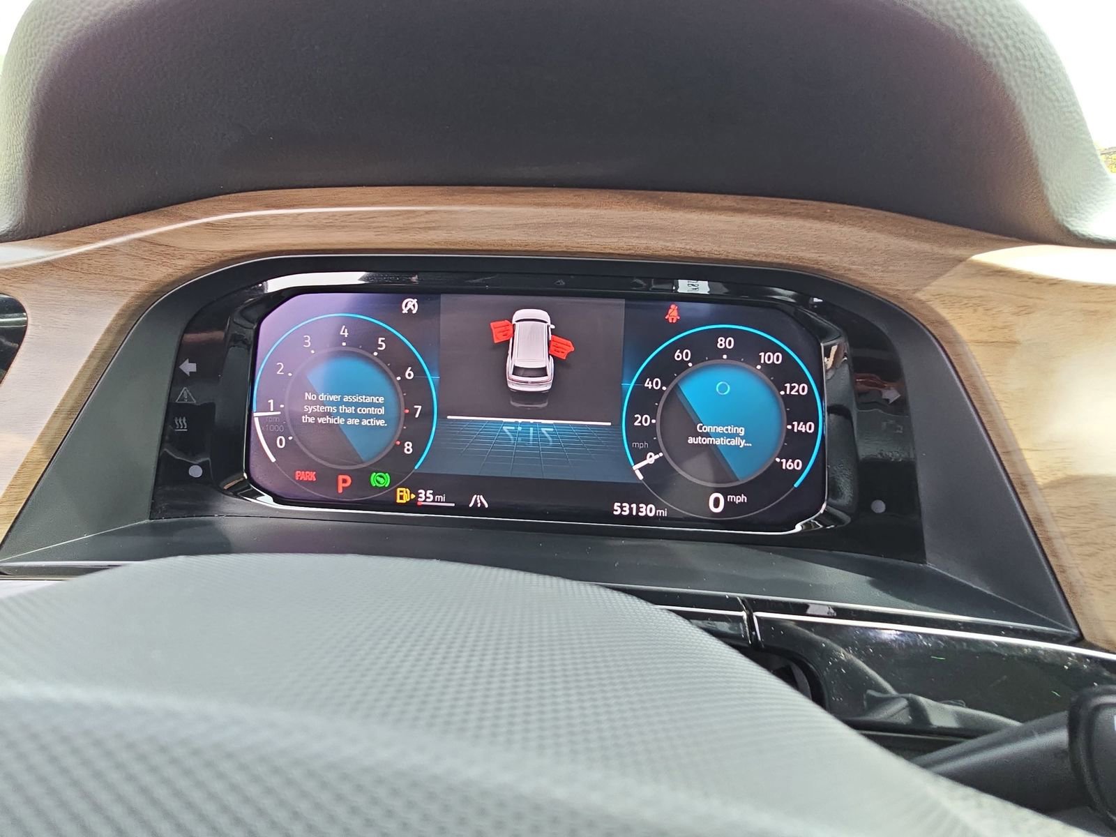 Used 2024 Volkswagen Atlas SE image 21