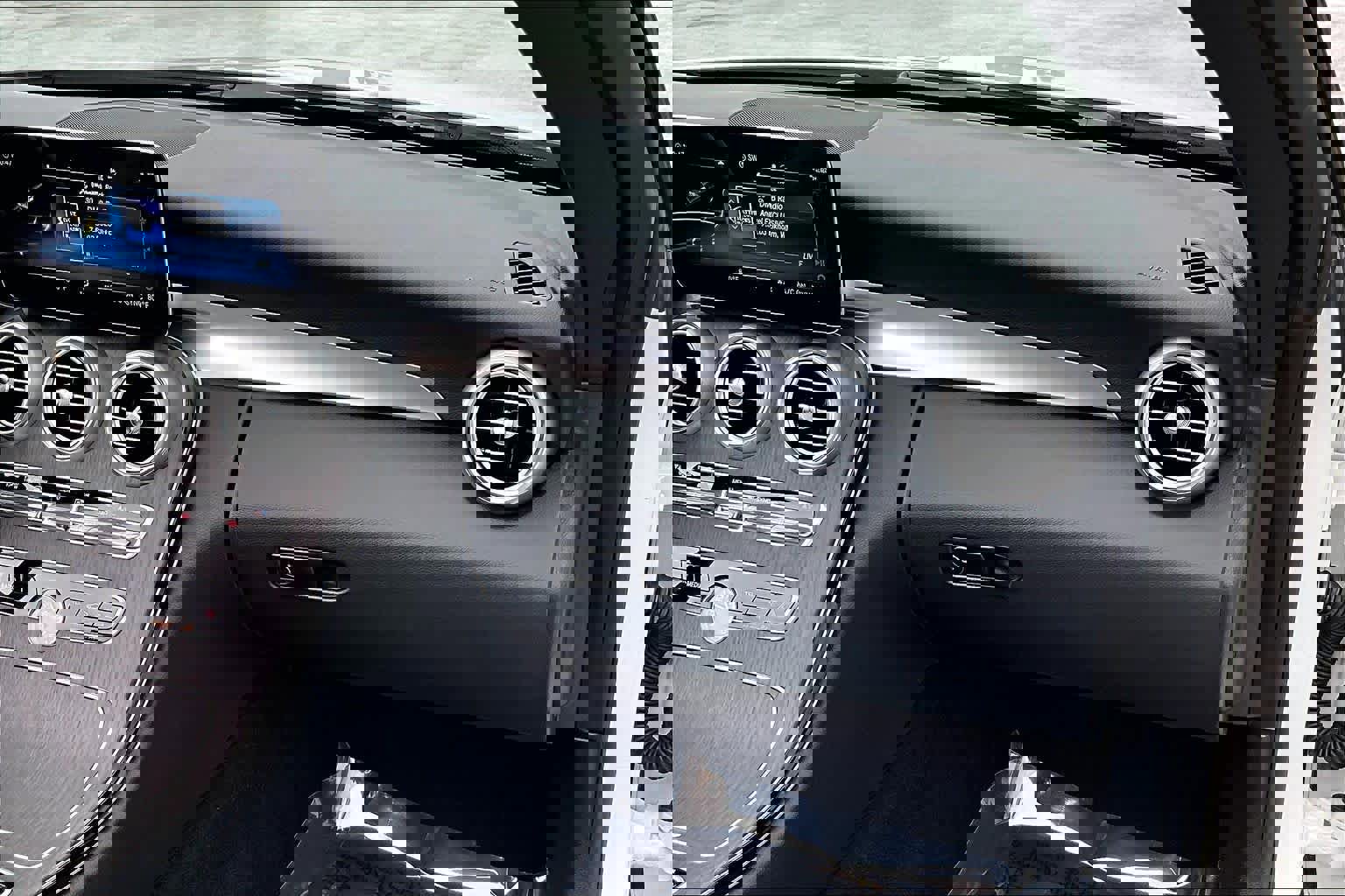 Used 2023 Mercedes-Benz C 300 4MATIC Cabriolet w/ Multimedia Package image 17