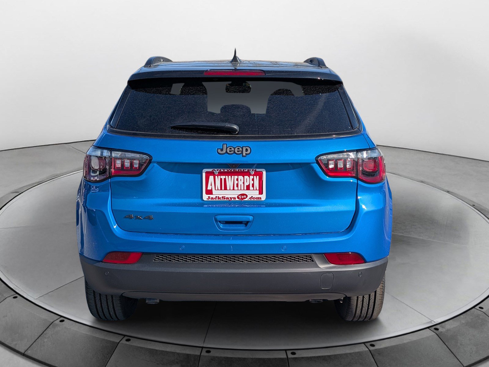New 2026 Jeep Compass Limited w/ Sun, Sound & Navigation Group AWD/4WD image 4