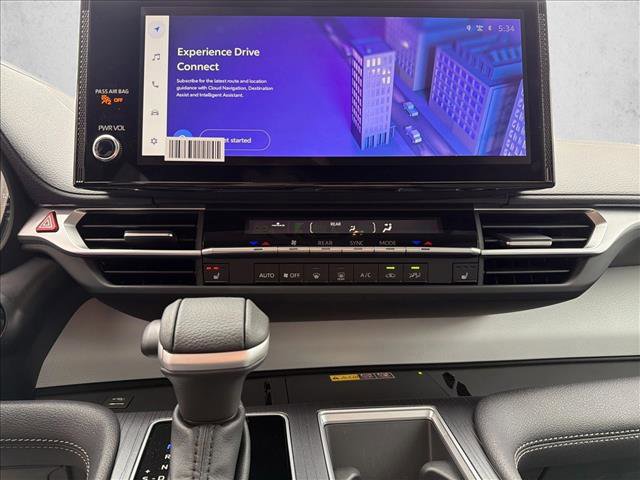 New 2026 Toyota Sienna XLE image 16