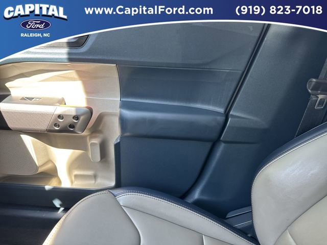 Certified 2025 Ford Maverick Lariat w/ 4K Tow Package AWD/4WD image 27