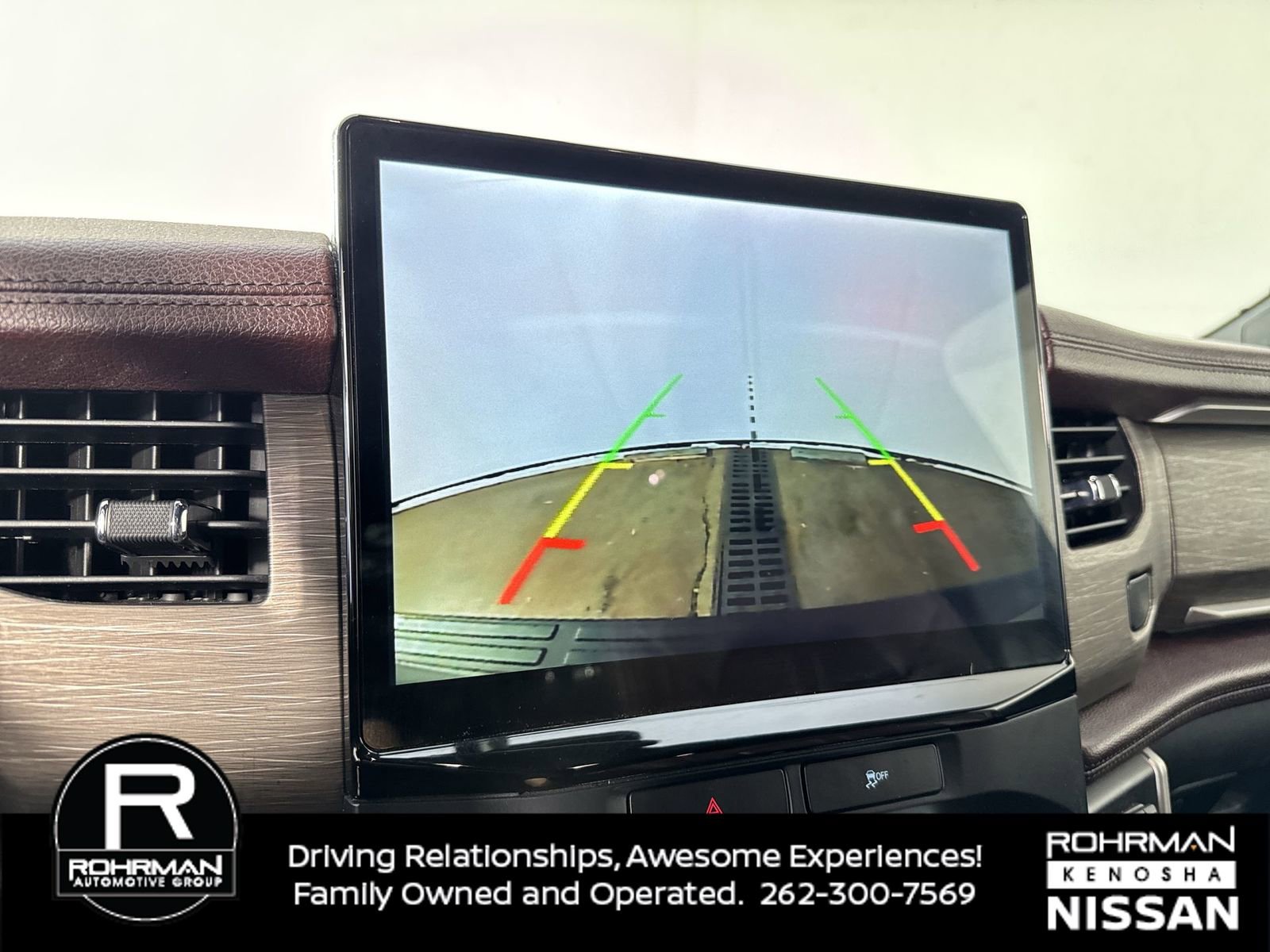Used 2022 Ford Expedition Max Limited image 6