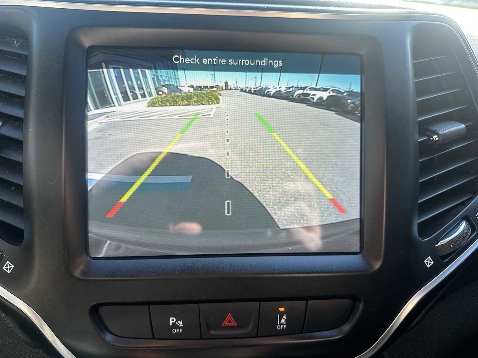 Used 2021 Jeep Cherokee Latitude Lux 80th Anniv w/ Quick Order Package 26U 80TH image 15