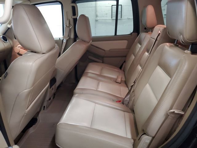 Used 2010 Ford Explorer Eddie Bauer image 26