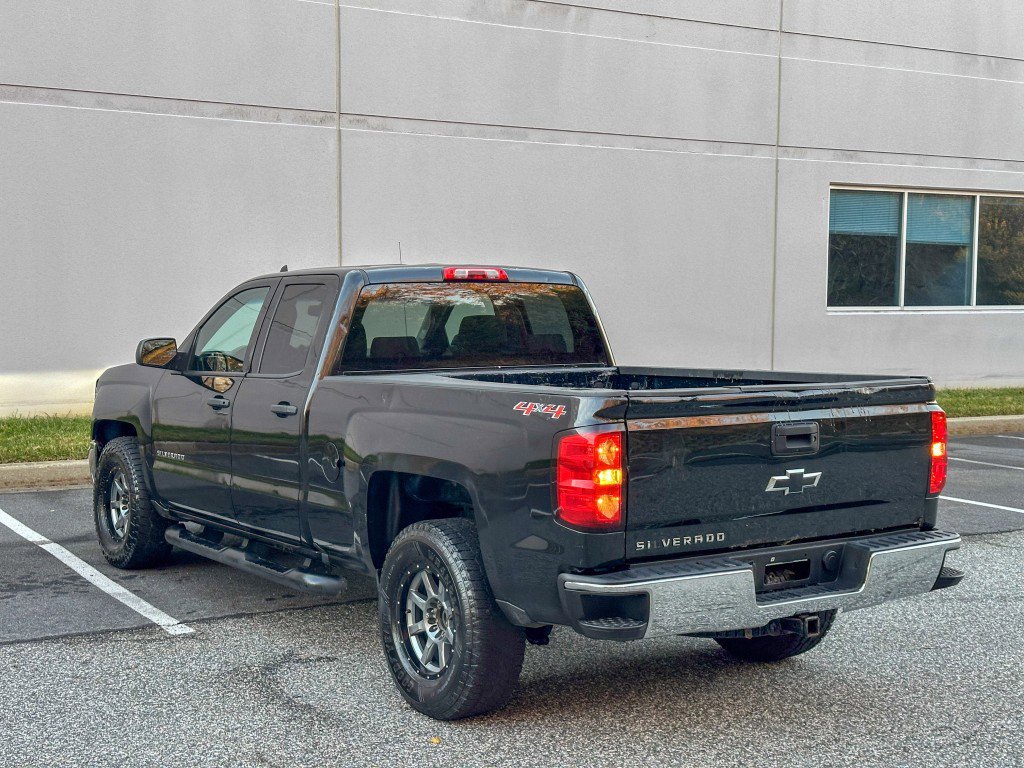 Used 2016 Chevrolet Silverado 1500 W/T w/ Black Out Edition image 8