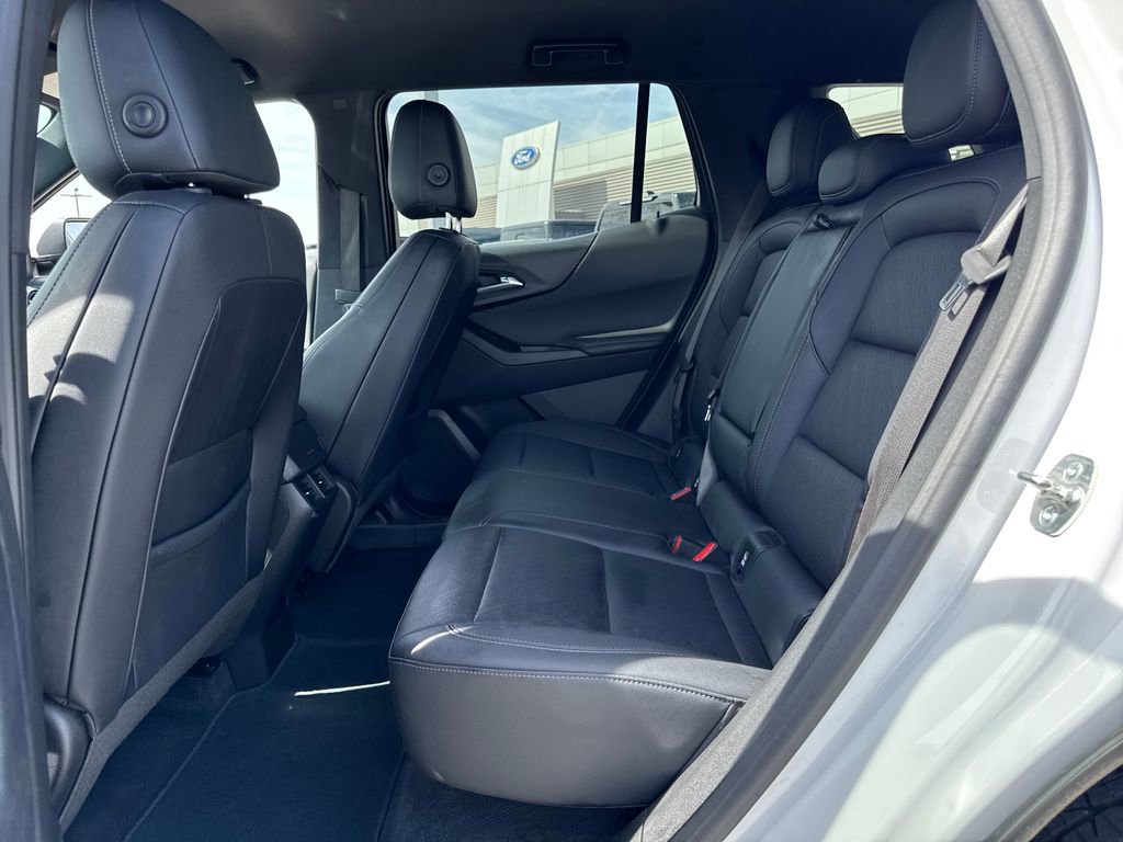 Used 2025 Chevrolet Equinox LT w/ Convenience Package II FWD image 13