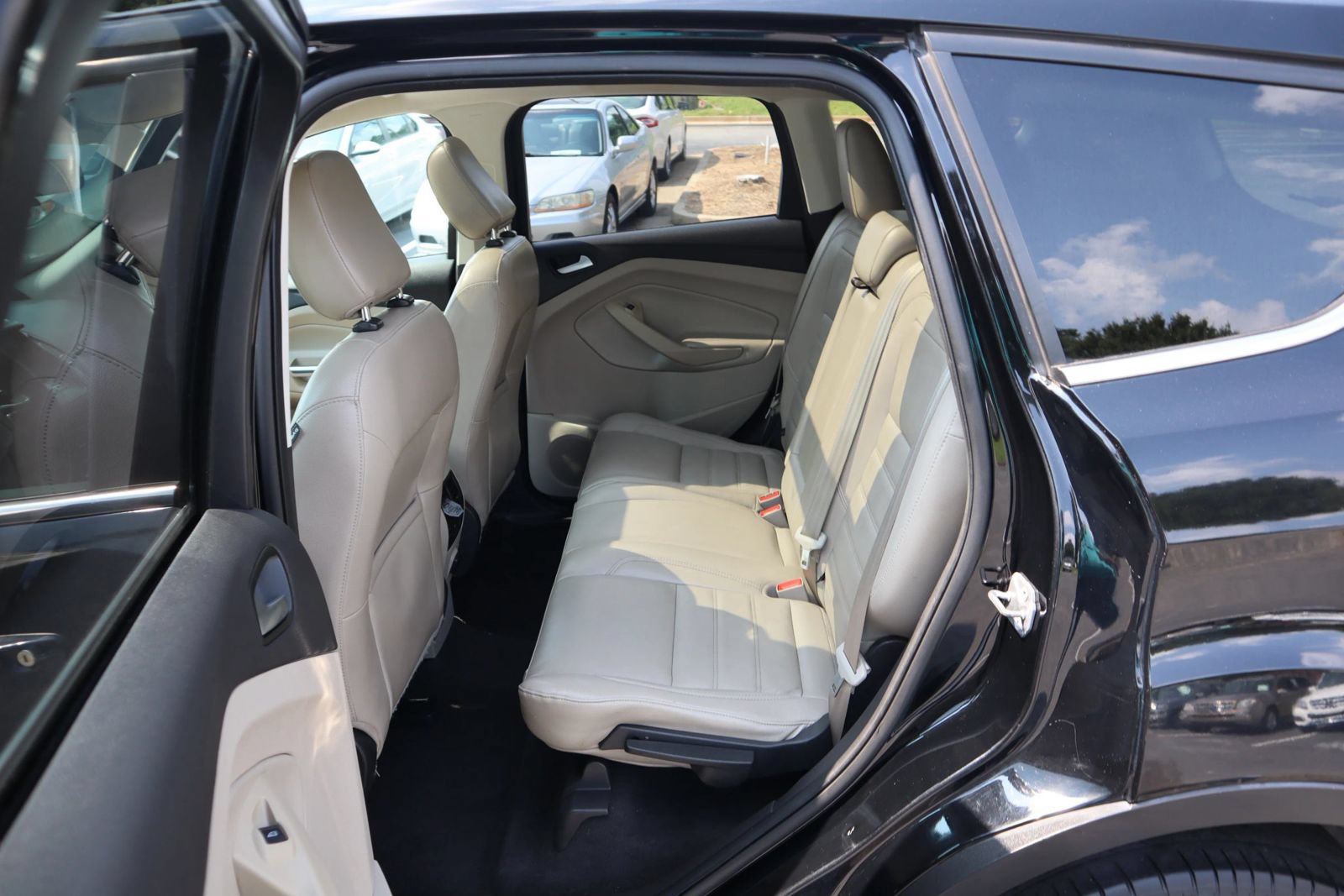 Used 2018 Ford Escape SEL AWD/4WD image 12