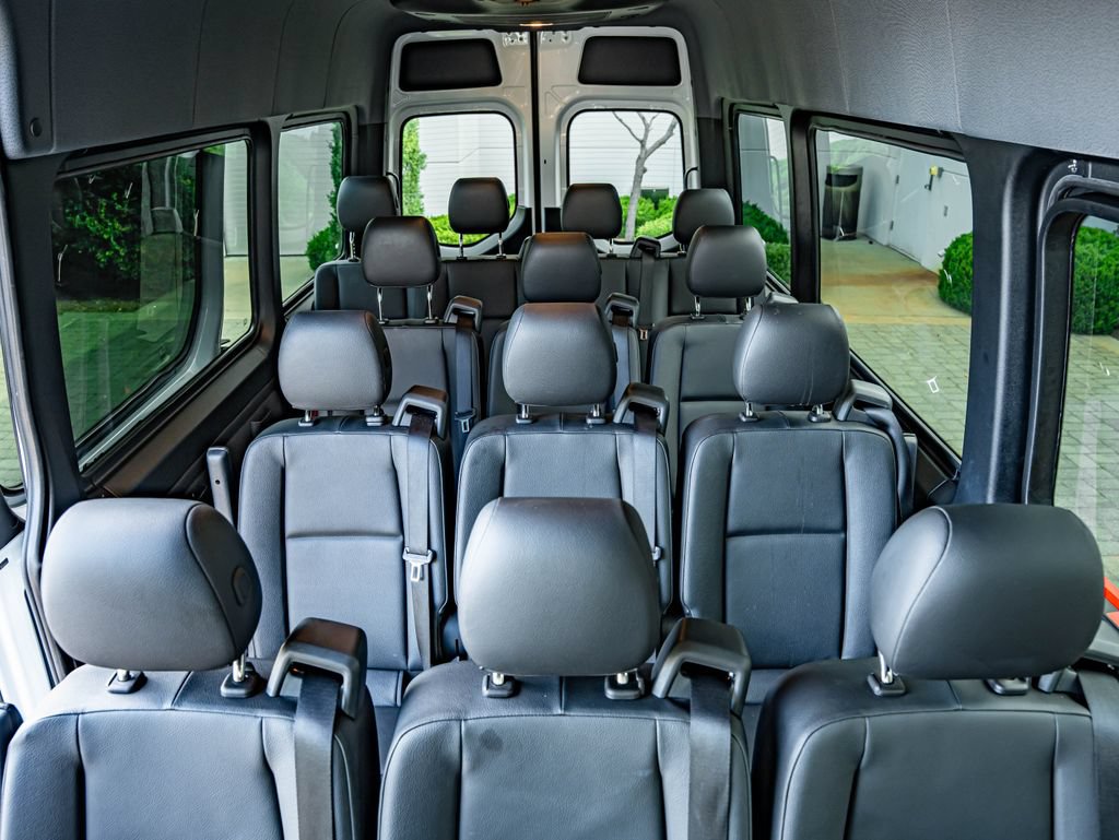 Used 2023 Mercedes-Benz Sprinter 2500 image 39