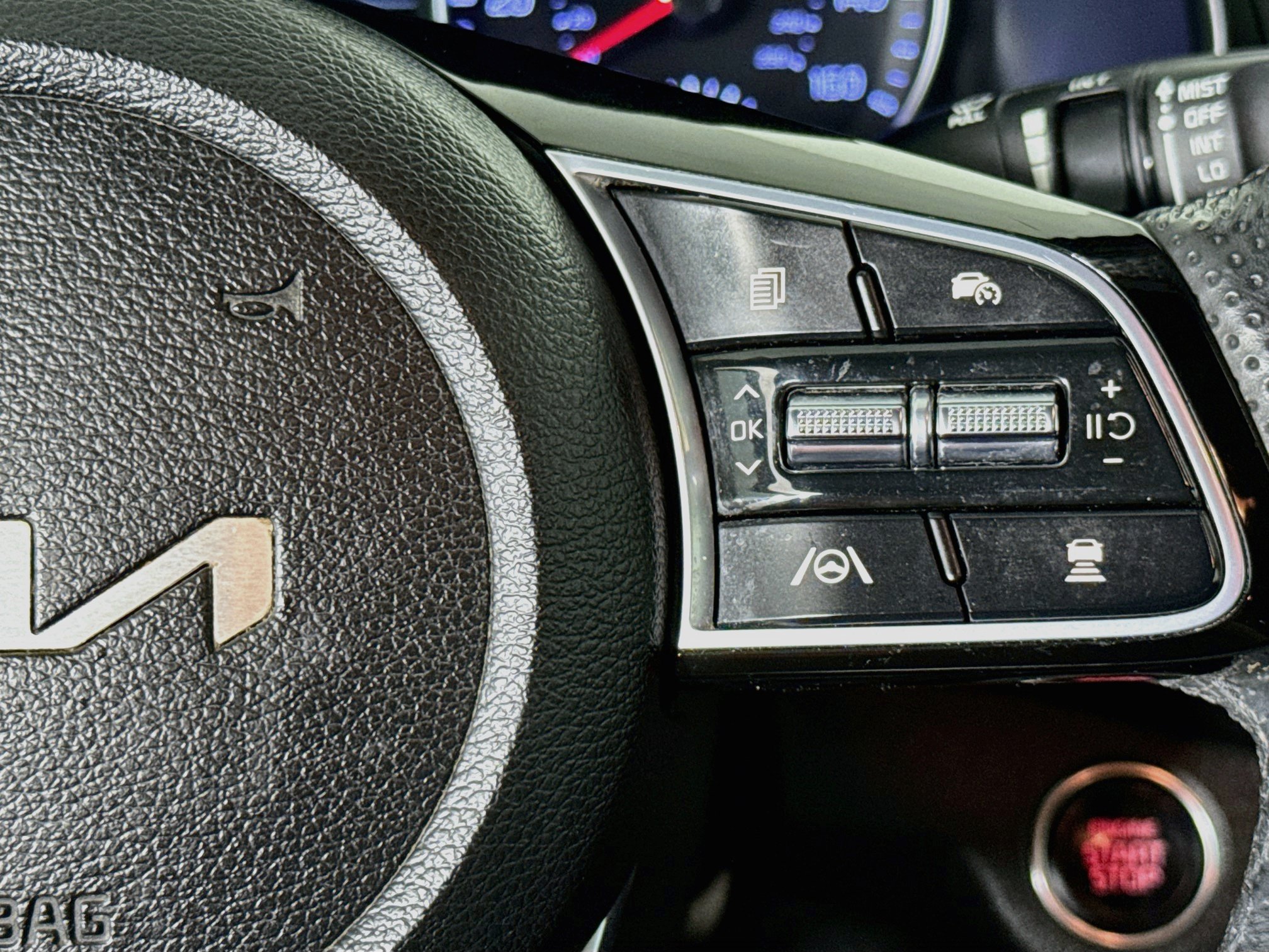 Used 2023 Kia Forte GT-Line w/ GT-Line Technology Package FWD image 13