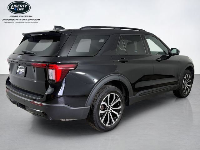 Used 2025 Ford Explorer ST-Line AWD/4WD video 3