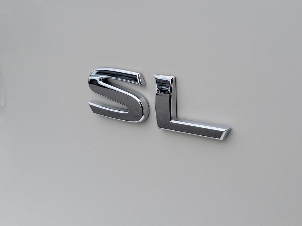 Used 2019 Nissan Rogue Sport SL FWD image 8