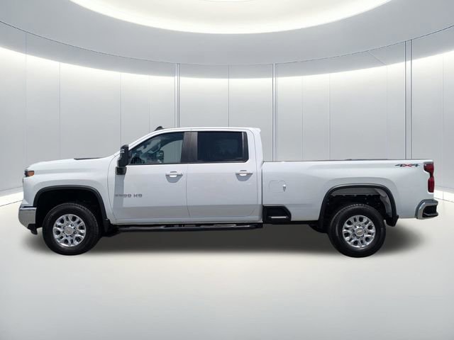 Used 2025 Chevrolet Silverado 3500 LT w/ Safety Package AWD/4WD image 2