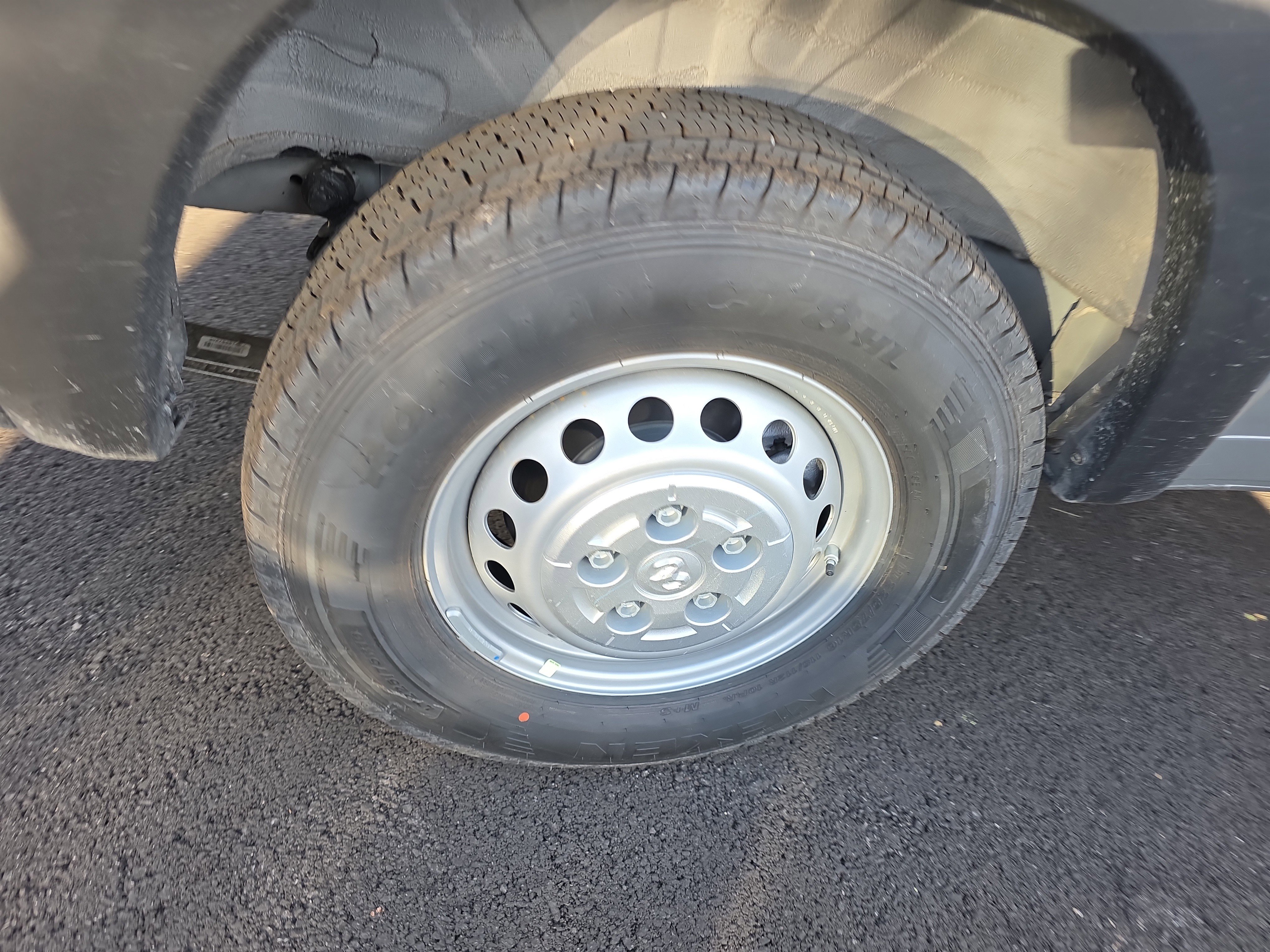 New 2026 RAM ProMaster 2500 w/ Safety Group FWD image 29