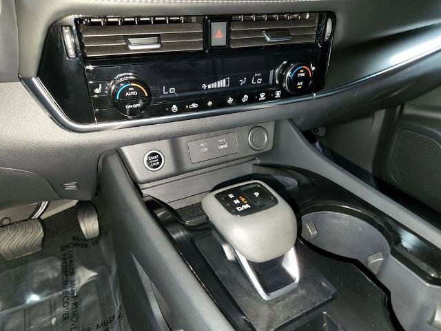 Certified 2023 Nissan Rogue SV w/ SV Premium Package FWD image 21