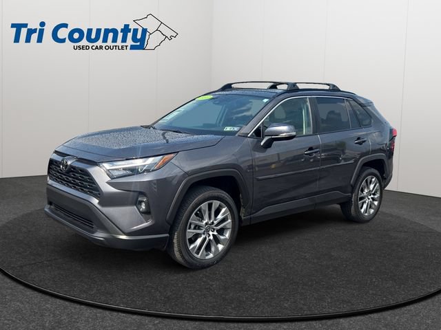 Used 2023 Toyota RAV4 XLE Premium AWD/4WD image 3
