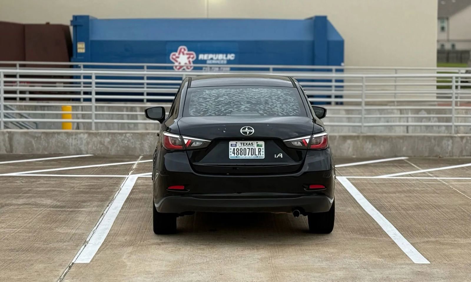 Used 2016 Scion iA FWD image 7