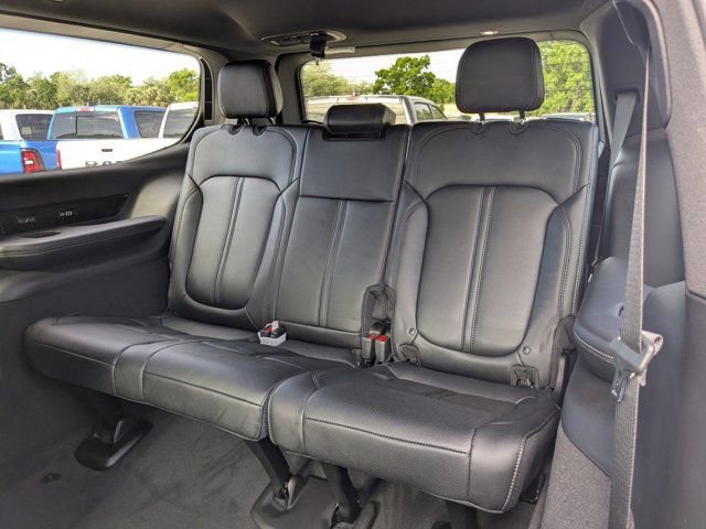 New 2026 Jeep Grand Wagoneer Summit image 12