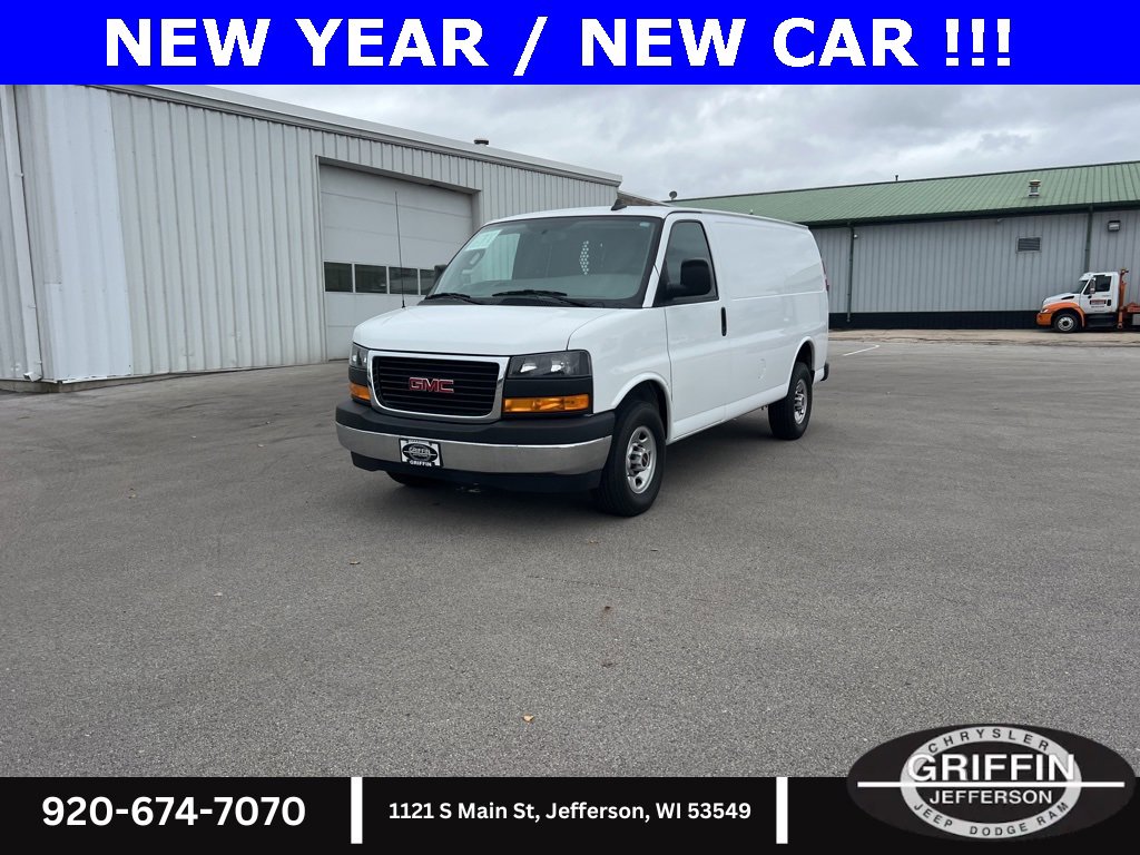 Used 2022 GMC Savana 2500 Work Van w/ Driver Convenience Package image 3