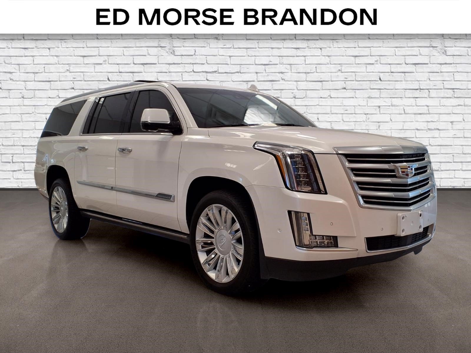 Used 2019 Cadillac Escalade ESV Platinum AWD/4WD image 6