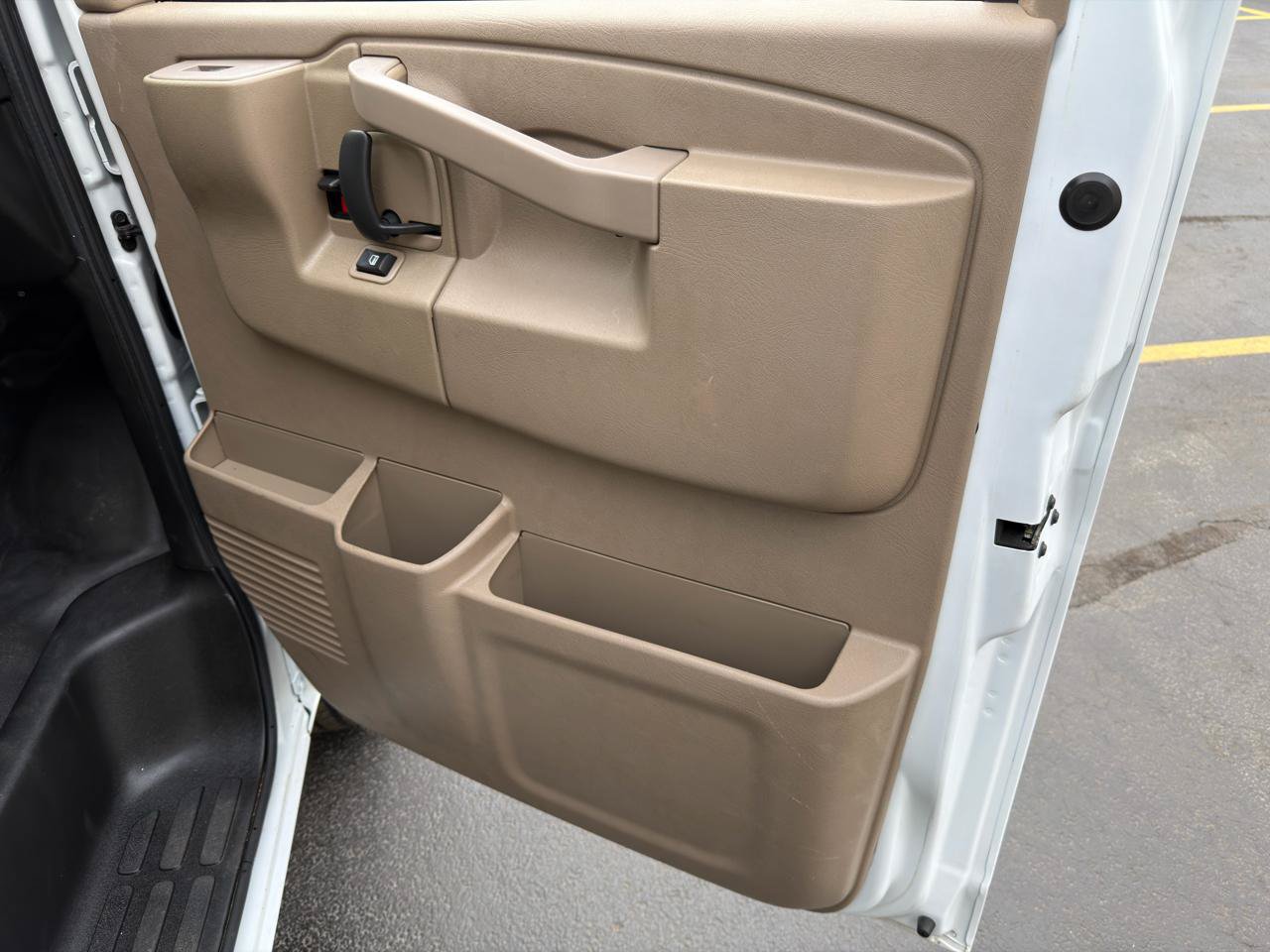 Used 2022 Chevrolet Express 2500 w/ Safety Package RWD image 13