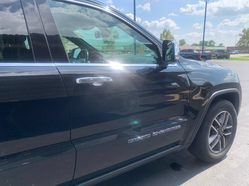 Used 2020 Jeep Grand Cherokee Limited w/ Luxury Group II RWD image 13