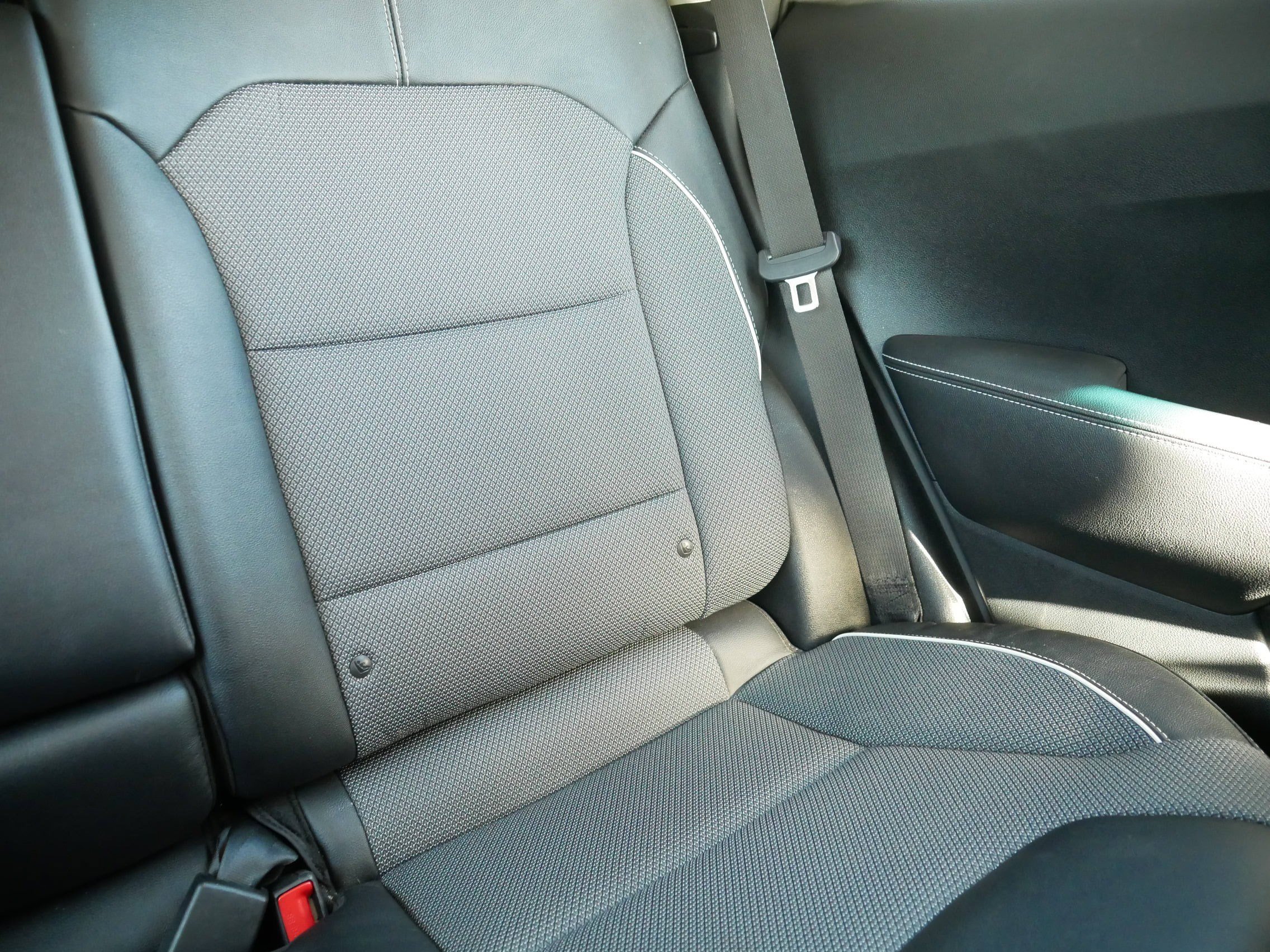 Used 2022 Kia Niro EX w/ Cold Weather Package FWD image 14