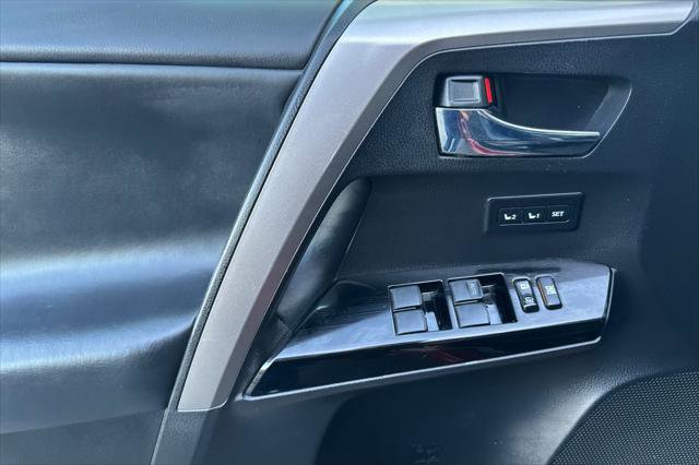 Certified 2018 Toyota RAV4 Limited w/ Advanced Technology Package image 12