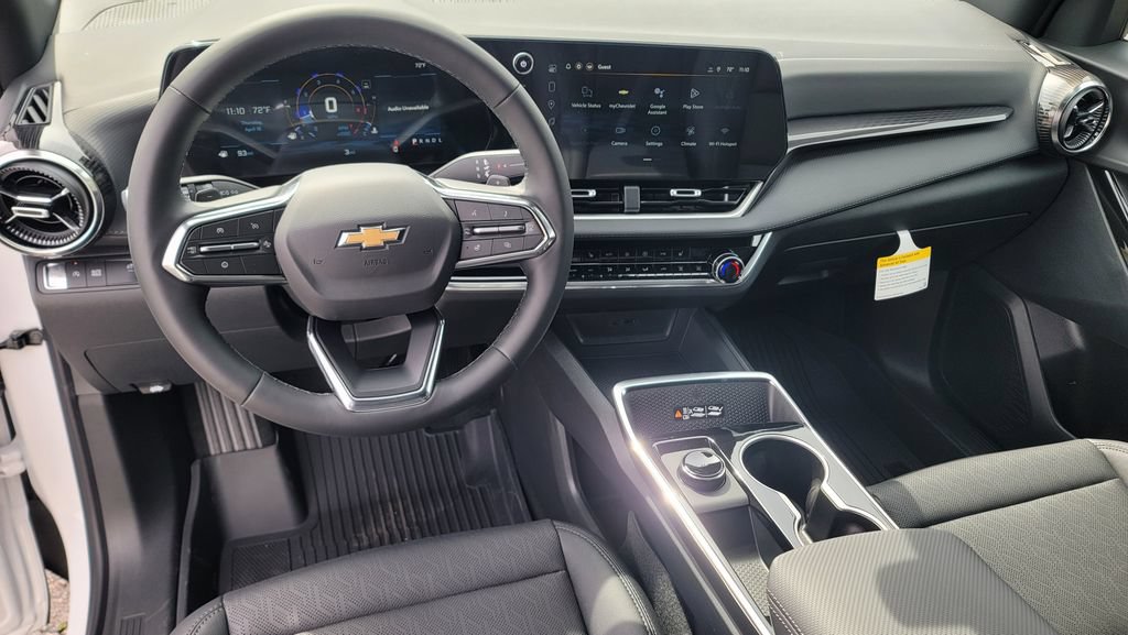 New 2026 Chevrolet Equinox LT w/ Convenience Package II FWD image 24