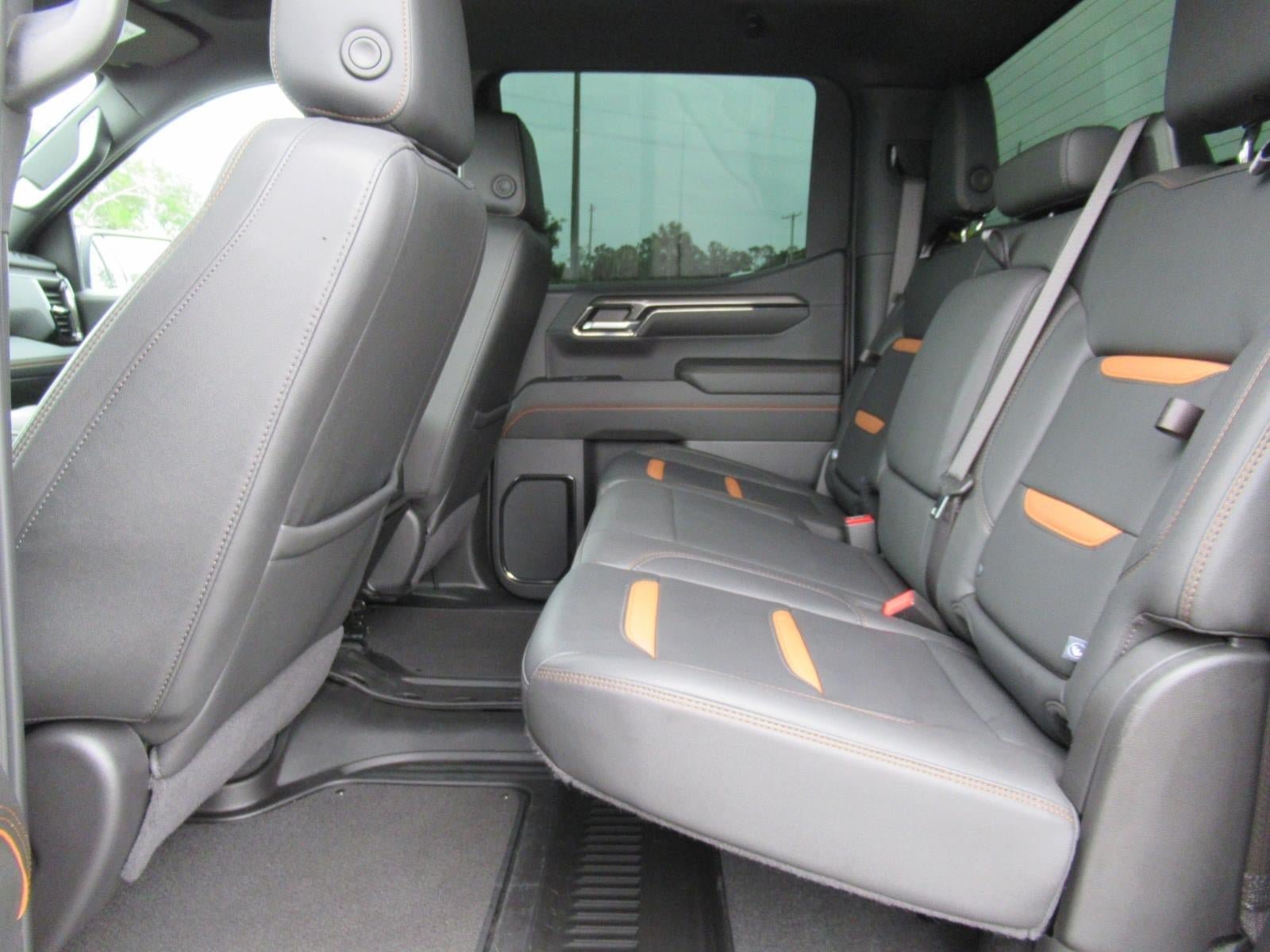 Used 2024 GMC Sierra 1500 AT4 AWD/4WD image 34