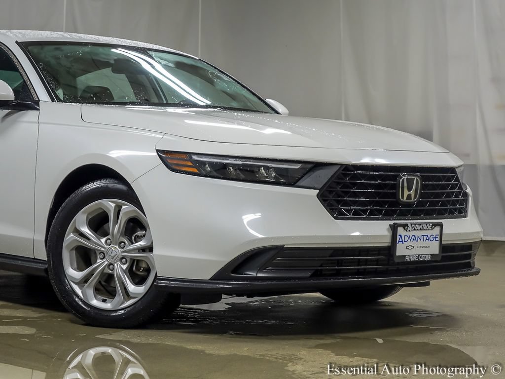 Used 2023 Honda Accord LX video 3