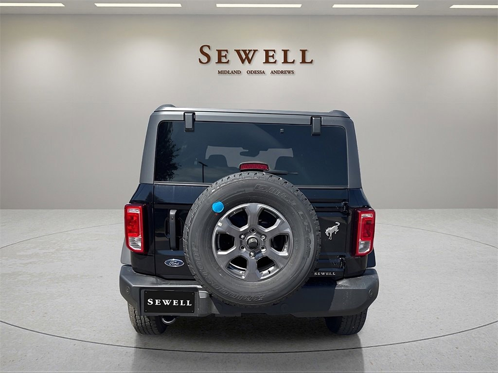 Used 2025 Ford Bronco Big Bend image 4