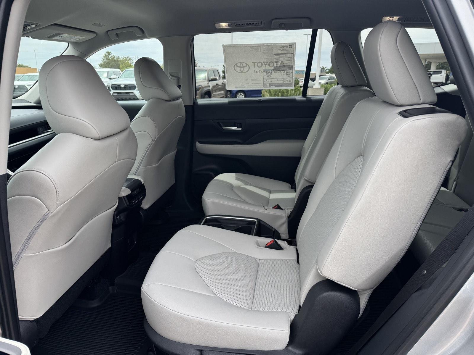 New 2026 Toyota Grand Highlander AWD image 15