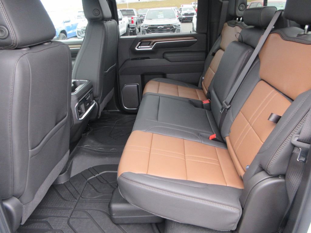 New 2026 Chevrolet Silverado 3500 High Country w/ High Country Premium Package AWD/4WD image 15