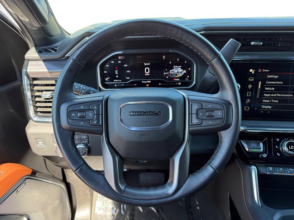 Used 2024 GMC Sierra 2500 Denali Ultimate w/ Max Trailering Package AWD/4WD image 12