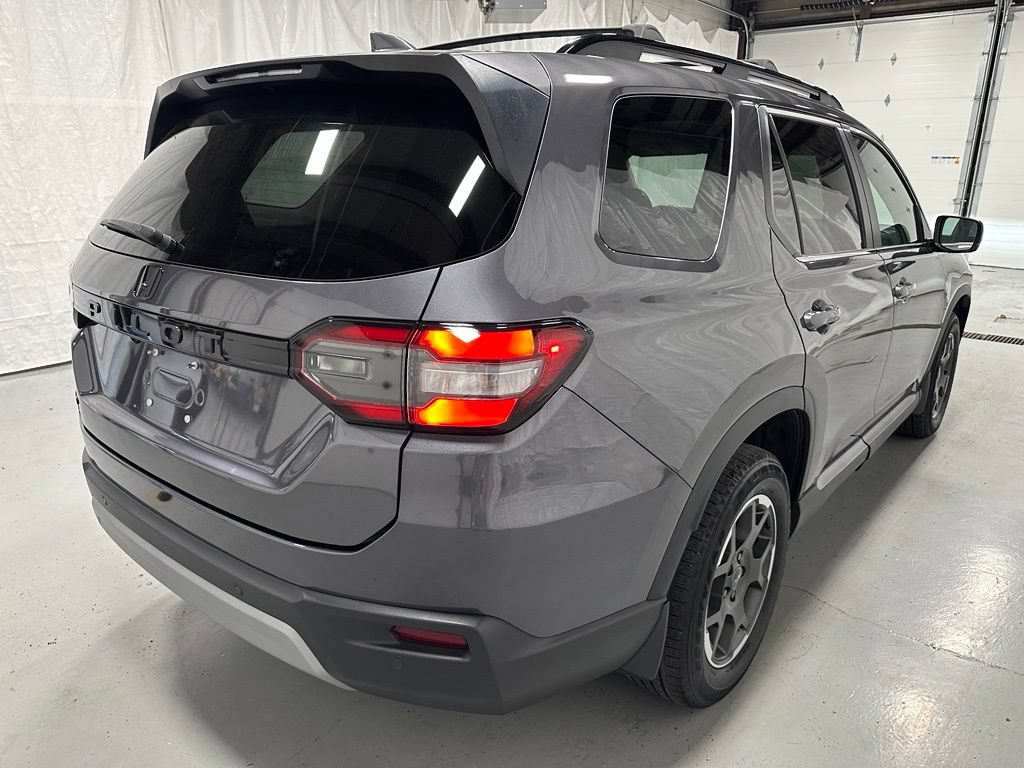 Used 2023 Honda Pilot EX-L image 7