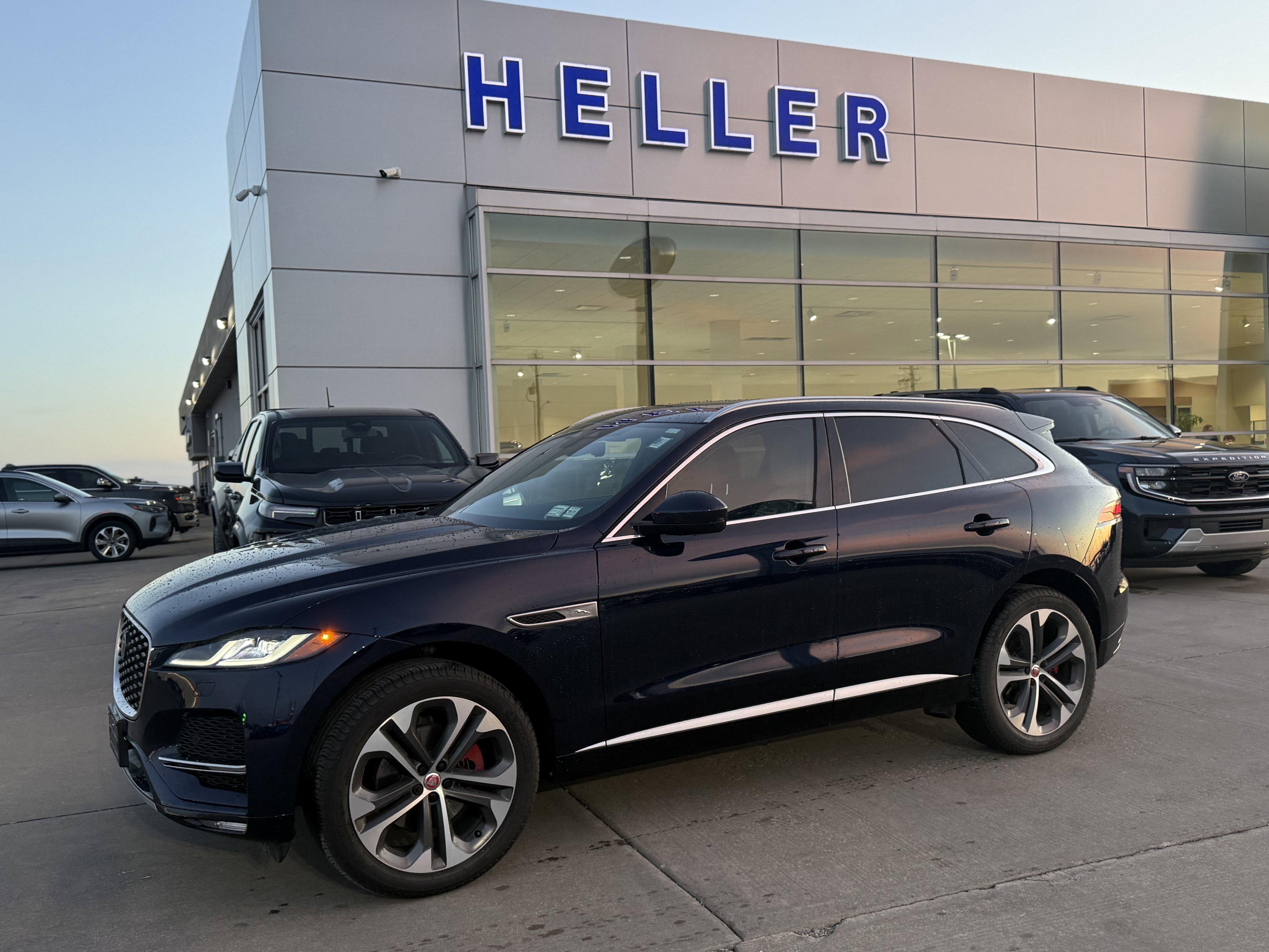 Used 2023 Jaguar F-PACE S image 3