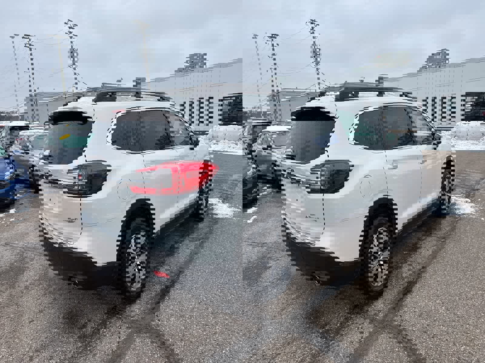 Certified 2025 Subaru Ascent Premium w/ Premium Package image 3