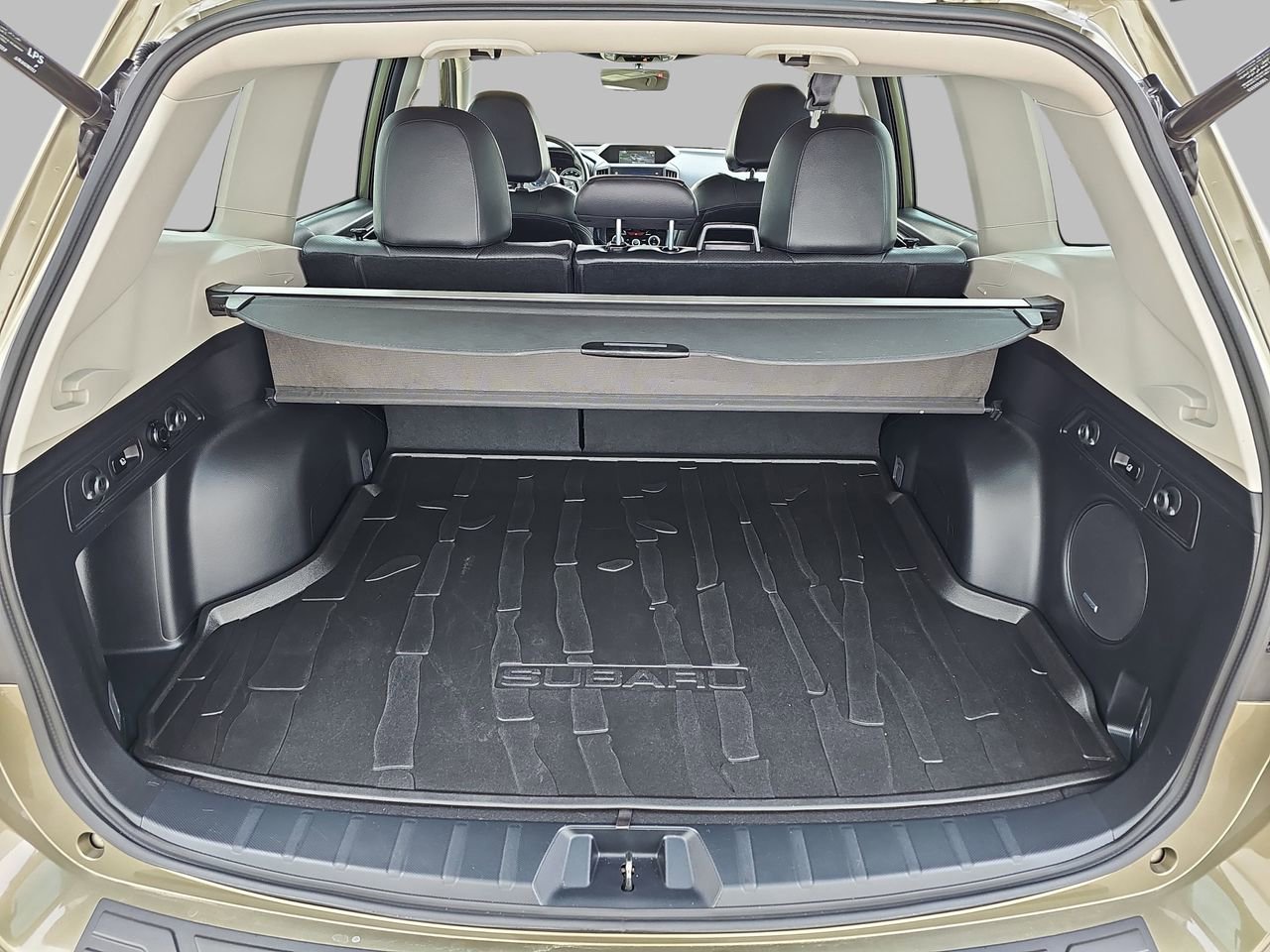 Certified 2023 Subaru Forester Limited image 15